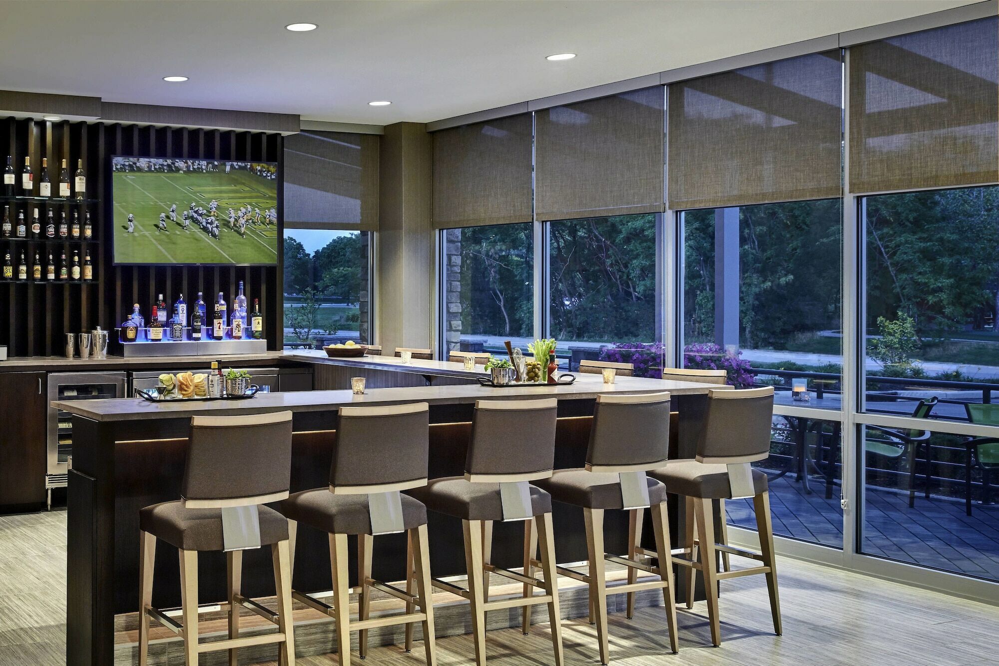 Springhill Suites By Marriott Milwaukee West/Уауатоса Екстериор снимка